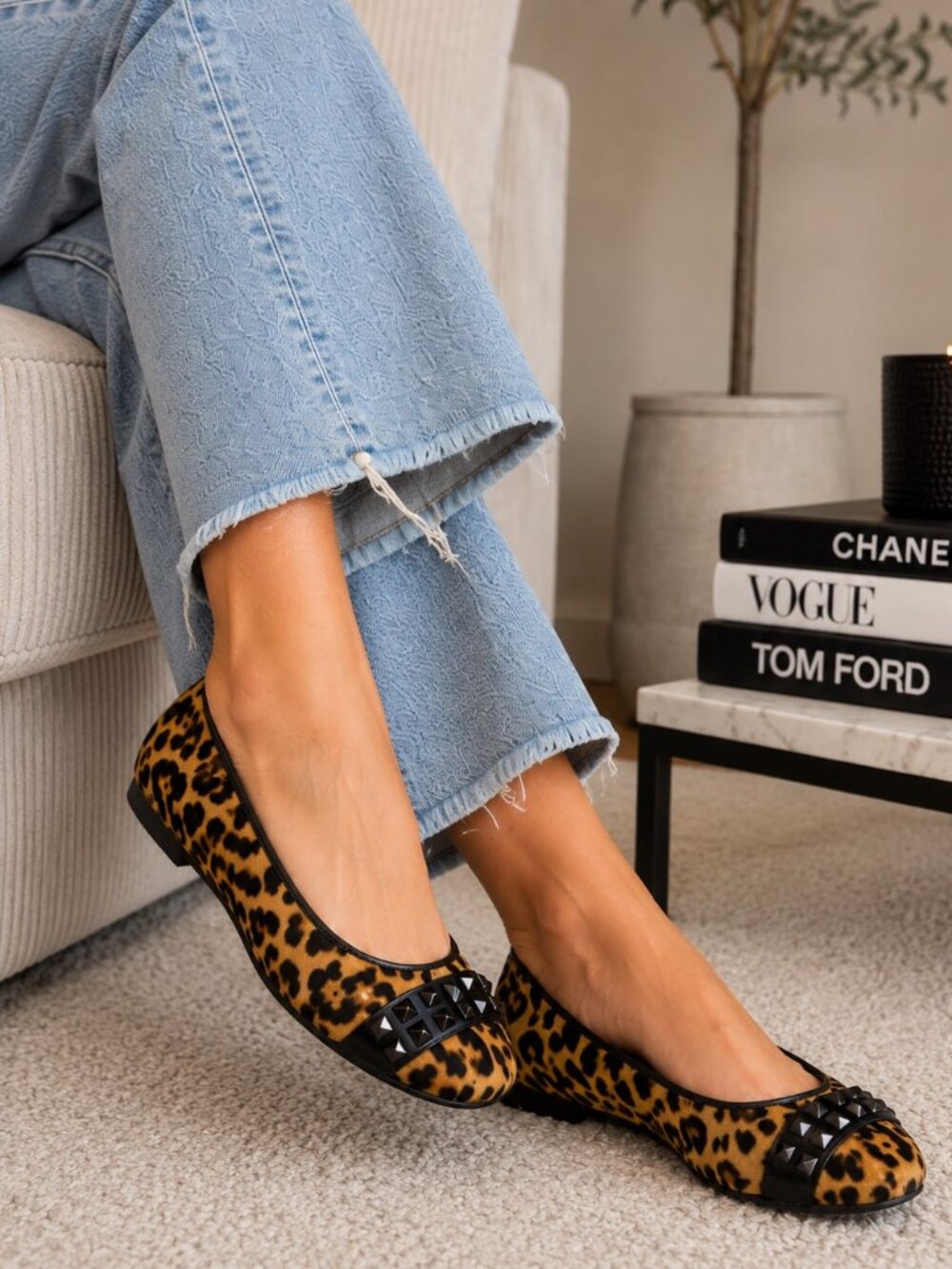 Rockport Faye Pony Hair Animal Print Flats Womens Size 6.5 Embellished